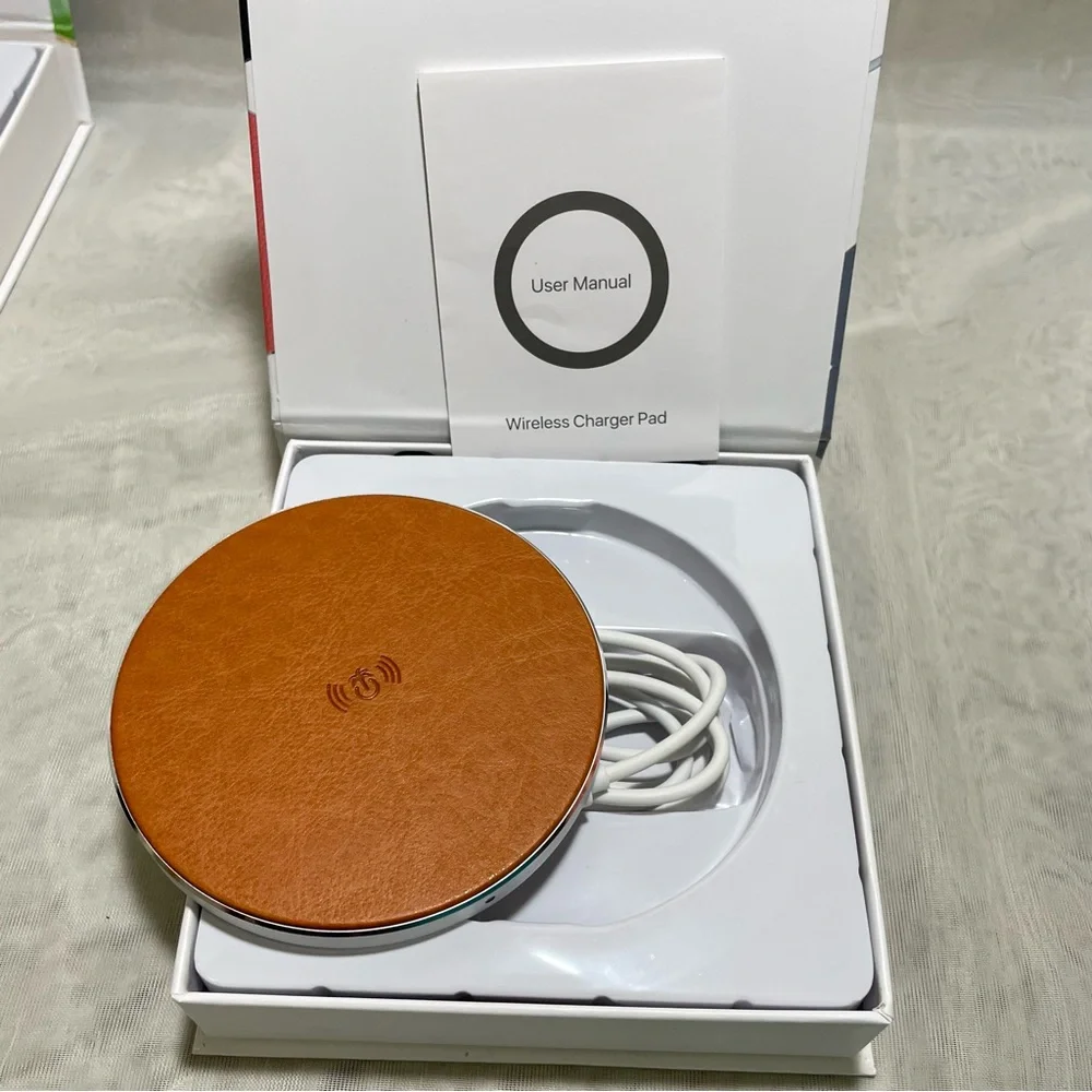 Native Union Wireless Charging Leather Pad, NIB